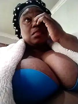 MATUREBUSSTY online show from 09-28-25, 07:47