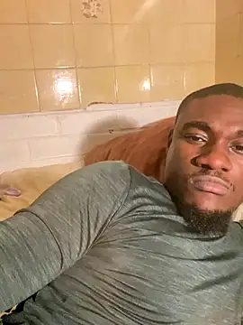 Pinepool21 online show from 10-08-25, 04:37