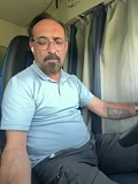 Snapshot of dzhakar chatting on 06-25-26, 11:04 dzhakar online show from 06-25-26, 11:04