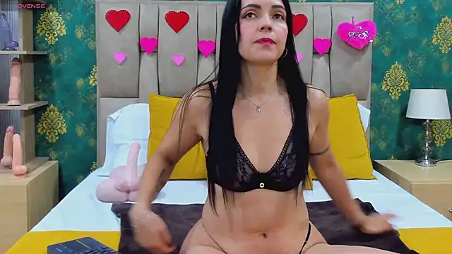 Snapshot of SuzanSmithh chatting on 02-04-25, 11:38 SuzanSmithh online show from 02-04-25, 11:38