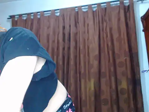 Redhead incandy online show from 06-15-26, 12:13