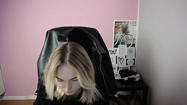 viktoria lovely online show from 10-15-25, 08:58