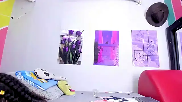 makena18 online show from 12-22-24, 01:11