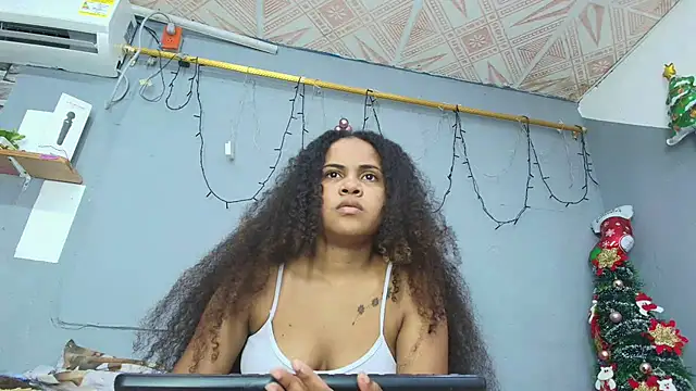 makena18 online show from 01-03-25, 12:52