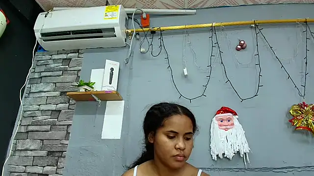 makena18 online show from 01-07-25, 12:52