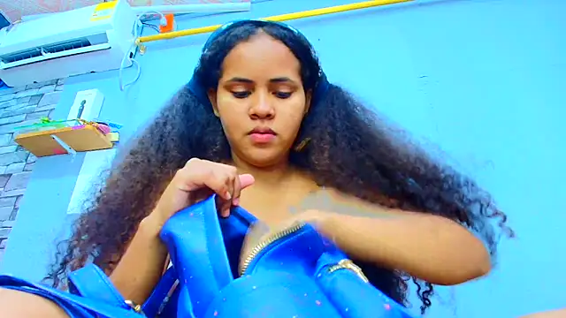 makena18 online show from 02-13-25, 12:43