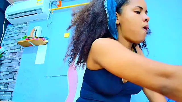 makena18 online show from 02-16-25, 01:16