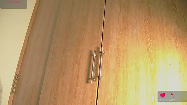 aidaadams online show from 10-20-25, 11:32