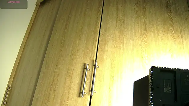 aidaadams online show from 11-22-25, 10:47