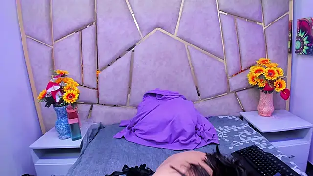 Kloe Candy1 online show from 11-28-25, 04:37