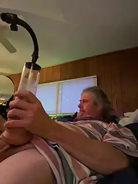 Snapshot of Helmut1971 chatting on 03-12-26, 11:55 Helmut1971 online show from 03-12-26, 11:55