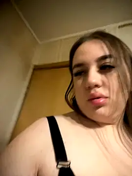 Snapshot of GabiBoobs chatting on 12-04-25, 08:17 GabiBoobs online show from 12-04-25, 08:17