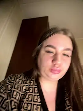 Snapshot of GabiBoobs chatting on 01-12-26, 07:08 GabiBoobs online show from 01-12-26, 07:08