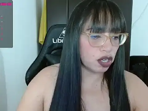 natashasmithe online show from 12-31-24, 04:16