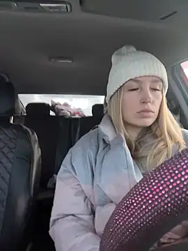 Snapshot of StasyWood chatting on 03-04-26, 01:00 StasyWood online show from 03-04-26, 01:00