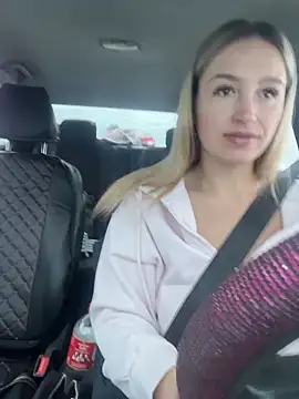 Snapshot of StasyWood chatting on 03-10-26, 01:10 StasyWood online show from 03-10-26, 01:10