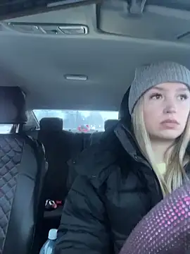 Snapshot of StasyWood chatting on 03-12-26, 12:50 StasyWood online show from 03-12-26, 12:50