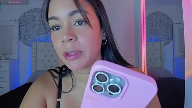 IsabelaVanegas  online show from 09-29-25, 04:01