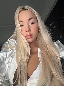 violettabunny03 online show from 02-13-26, 03:35