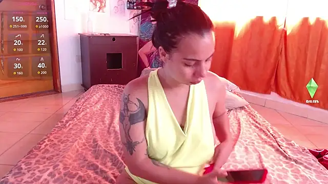 Snapshot of Tiffany_prettygirl chatting on 10-06-25, 04:15 Tiffany prettygirl online show from 10-06-25, 04:15