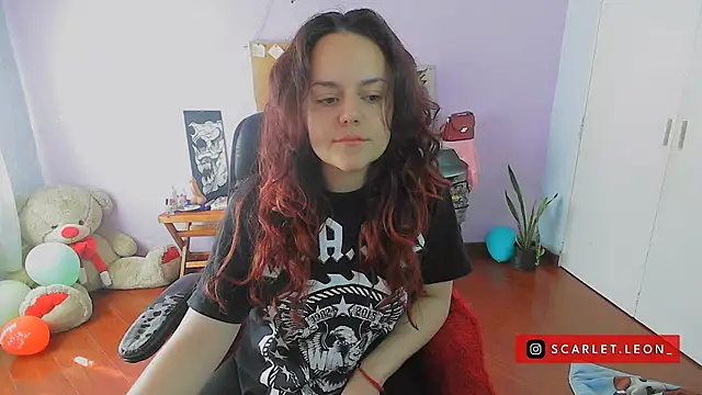 Scarletleon77 online show from 12-05-24, 02:44