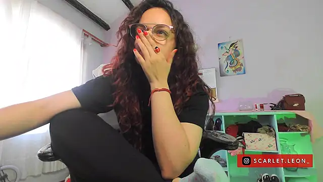 Scarletleon77 online show from 01-16-25, 05:33