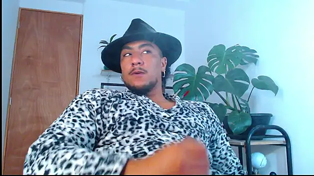 yosoy enzo2020 online show from 01-30-25, 12:27