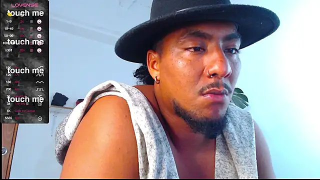 yosoy enzo2020 online show from 02-28-25, 05:26