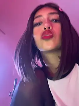 Snapshot of Hot_sophie_ chatting on 02-21-26, 12:44 Hot sophie online show from 02-21-26, 12:44