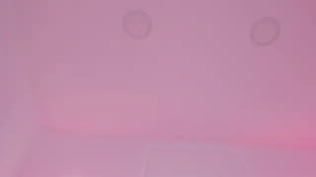 Snapshot of sarah-bonneth chatting on 04-18-26, 12:09 sarah-bonneth online show from 04-18-26, 12:09
