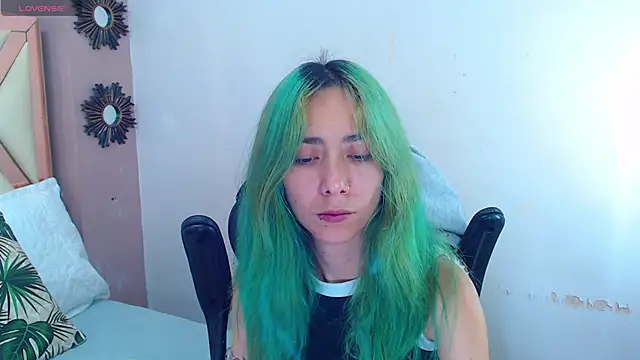 Erika Stevens online show from 10-03-25, 08:28