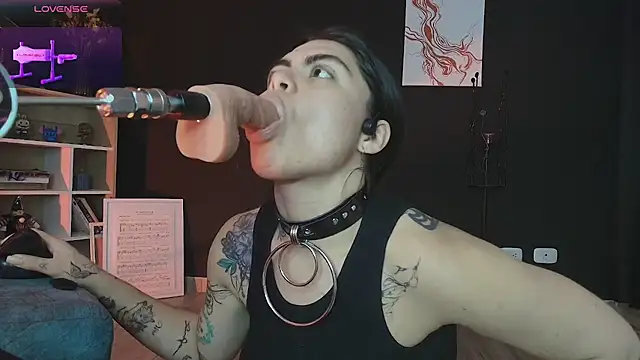 Snapshot of _WednesdayFriday_ chatting on 02-15-25, 09:48 WednesdayFriday online show from 02-15-25, 09:48