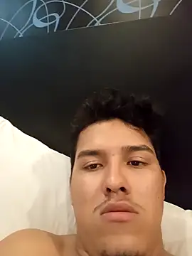 Negoo010 online show from 04-14-26, 06:58