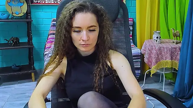Miss Barbara  online show from 01-28-25, 06:49