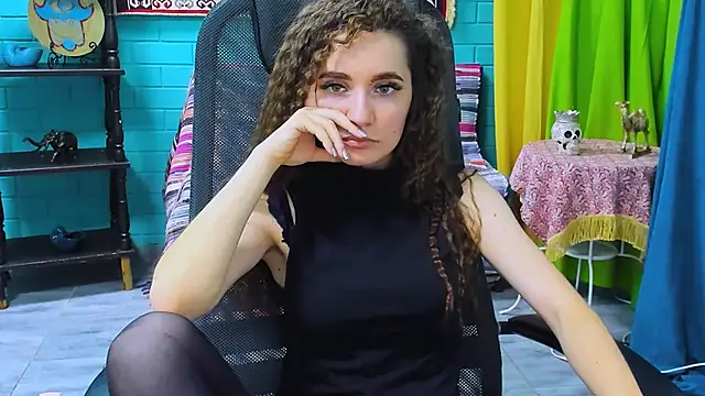 Miss Barbara  online show from 01-30-25, 06:32