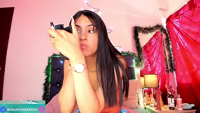 valentinabaez online show from 12-11-24, 04:09
