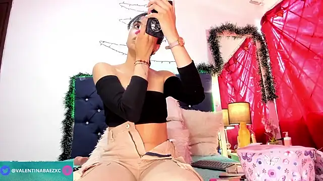 valentinabaez online show from 12-13-24, 07:32