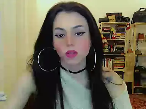 Sophie Fantasys online show from 11-25-25, 07:25