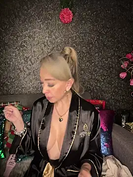EvelinaGrey online show from 01-04-25, 07:34
