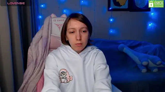 Snapshot of LeahGottty chatting on 12-29-24, 03:03 LeahGottty online show from 12-29-24, 03:03
