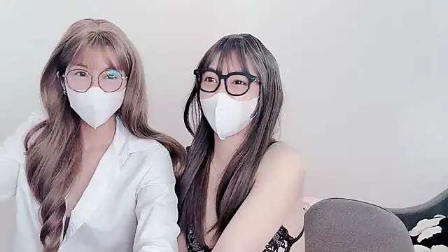 Mono-Stewardesss online show from 12-04-24, 05:16