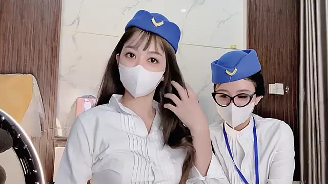 Mono-Stewardesss online show from 11-10-25, 04:17