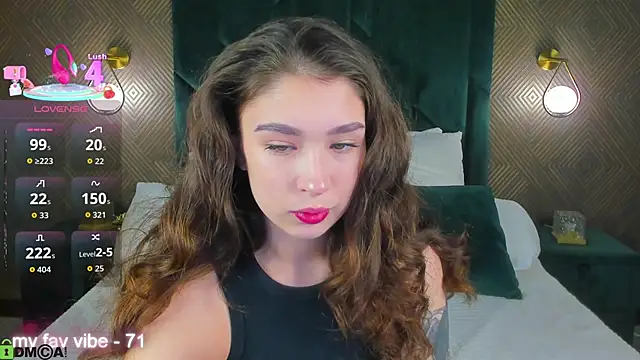 Snapshot of Anna_Way chatting on 10-13-25, 01:16 Anna Way online show from 10-13-25, 01:16