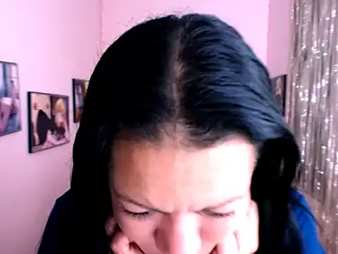 Snapshot of Cristal_w chatting on 12-26-24, 05:40 Cristal w online show from 12-26-24, 05:40