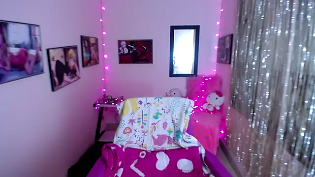 Snapshot of Cristal_w chatting on 02-11-25, 07:16 Cristal w online show from 02-11-25, 07:16