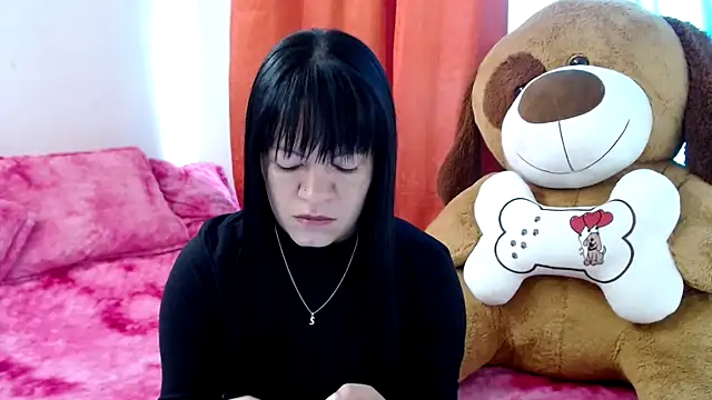 Snapshot of Cristal_w chatting on 03-10-26, 04:01 Cristal w online show from 03-10-26, 04:01