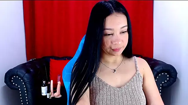 Lila Pinky online show from 01-21-25, 02:05