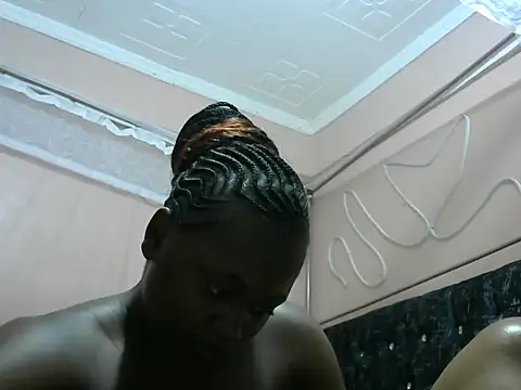 Snapshot of slender-qwene chatting on 07-01-26, 09:11 slender-qwene online show from 07-01-26, 09:11