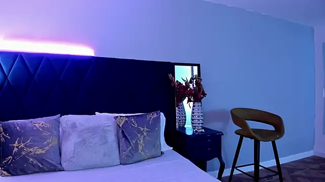 KattyPortman online show from 01-29-25, 04:05