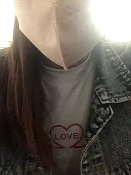 Rosa 998 online show from 10-16-25, 02:56